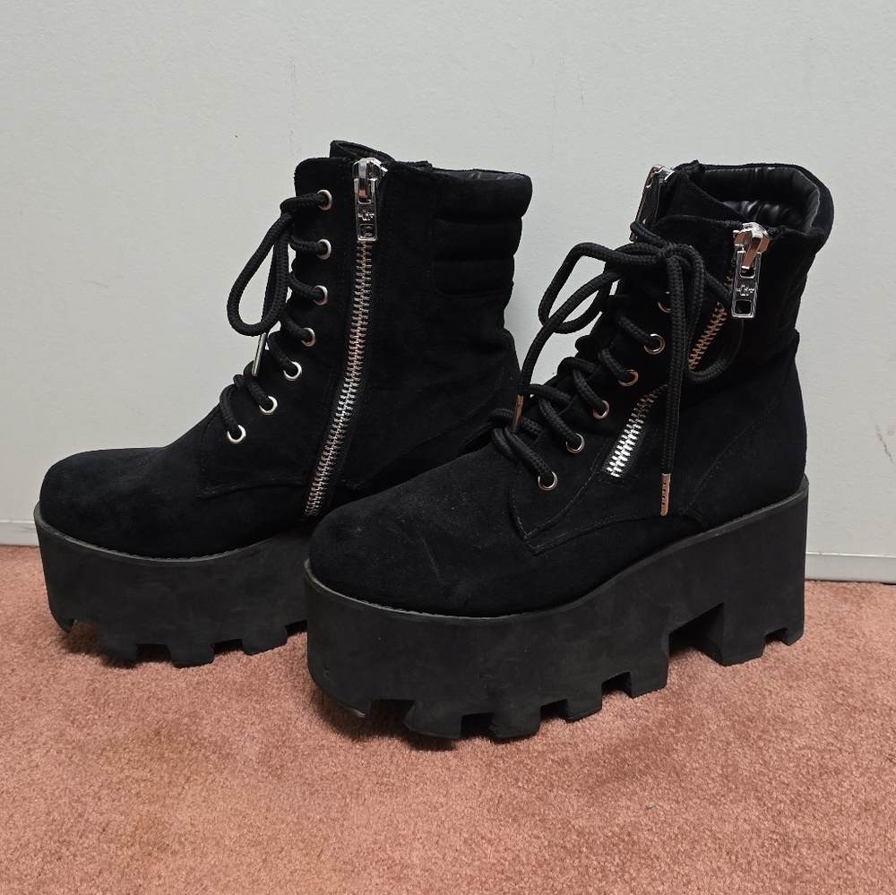 Dolls Kill (Current Mood) Greenpoint Boots Black Chunky Platform Combat - Size 9